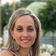 Profesora de infantil para impartir clases de apoyo y refuerzo escolar